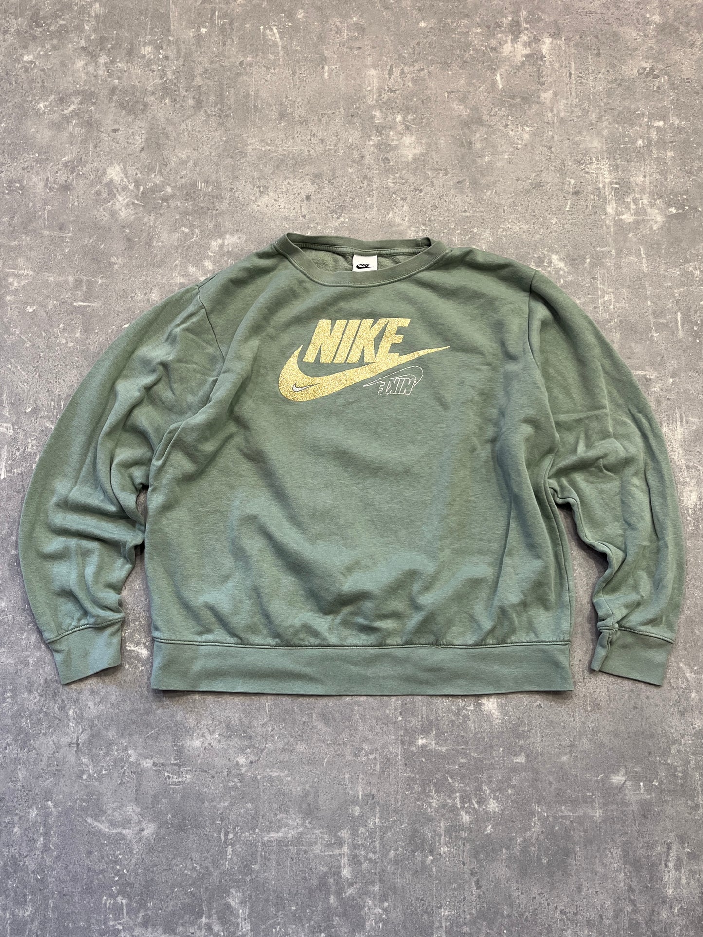 Pull Nike